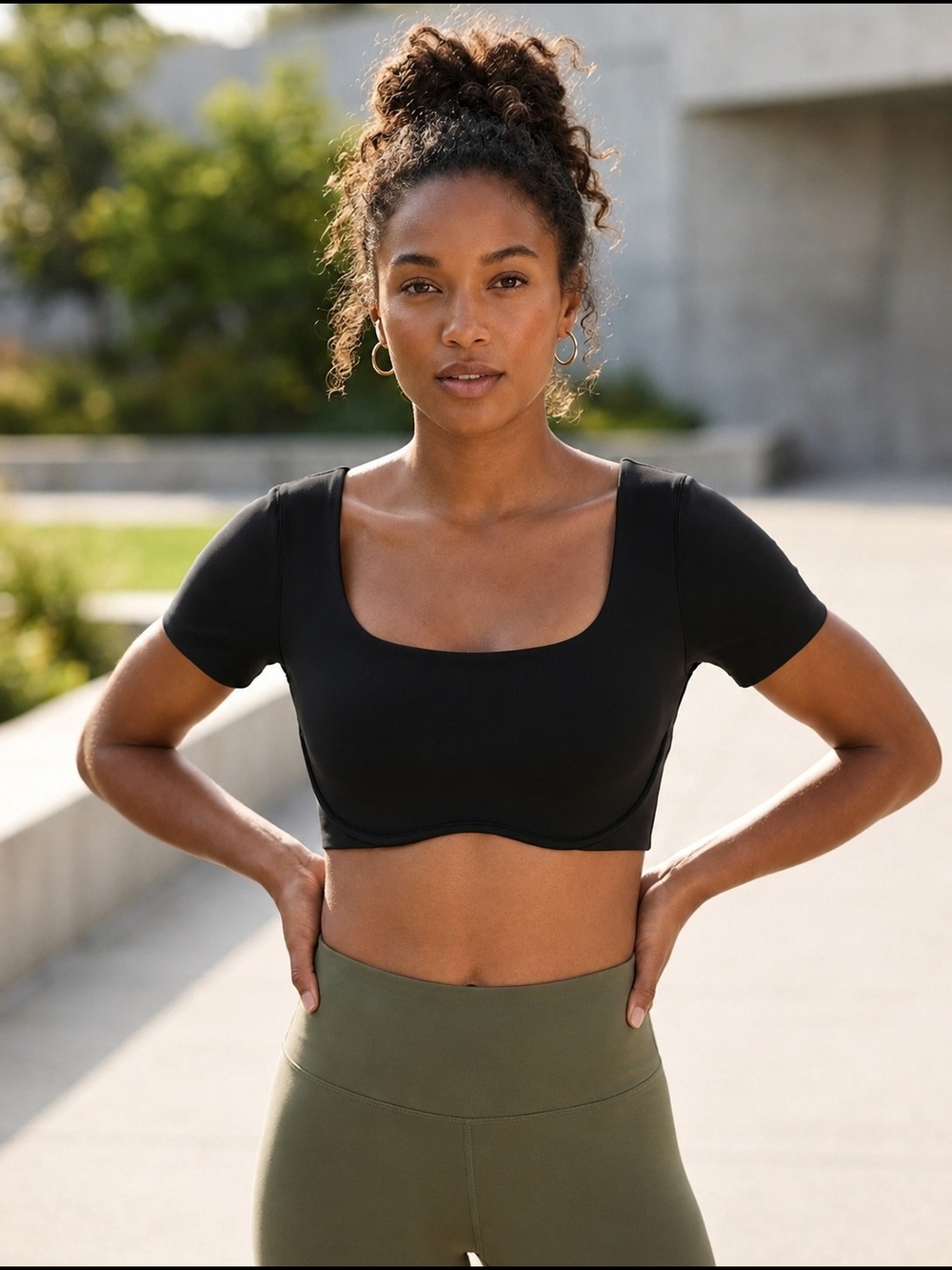 Athleta Black Scoop-Neck Short Sleeve Crop Top
